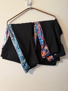 LuLaRoe Black Capri Athletic Leggings: XL Jade Bundle of 2